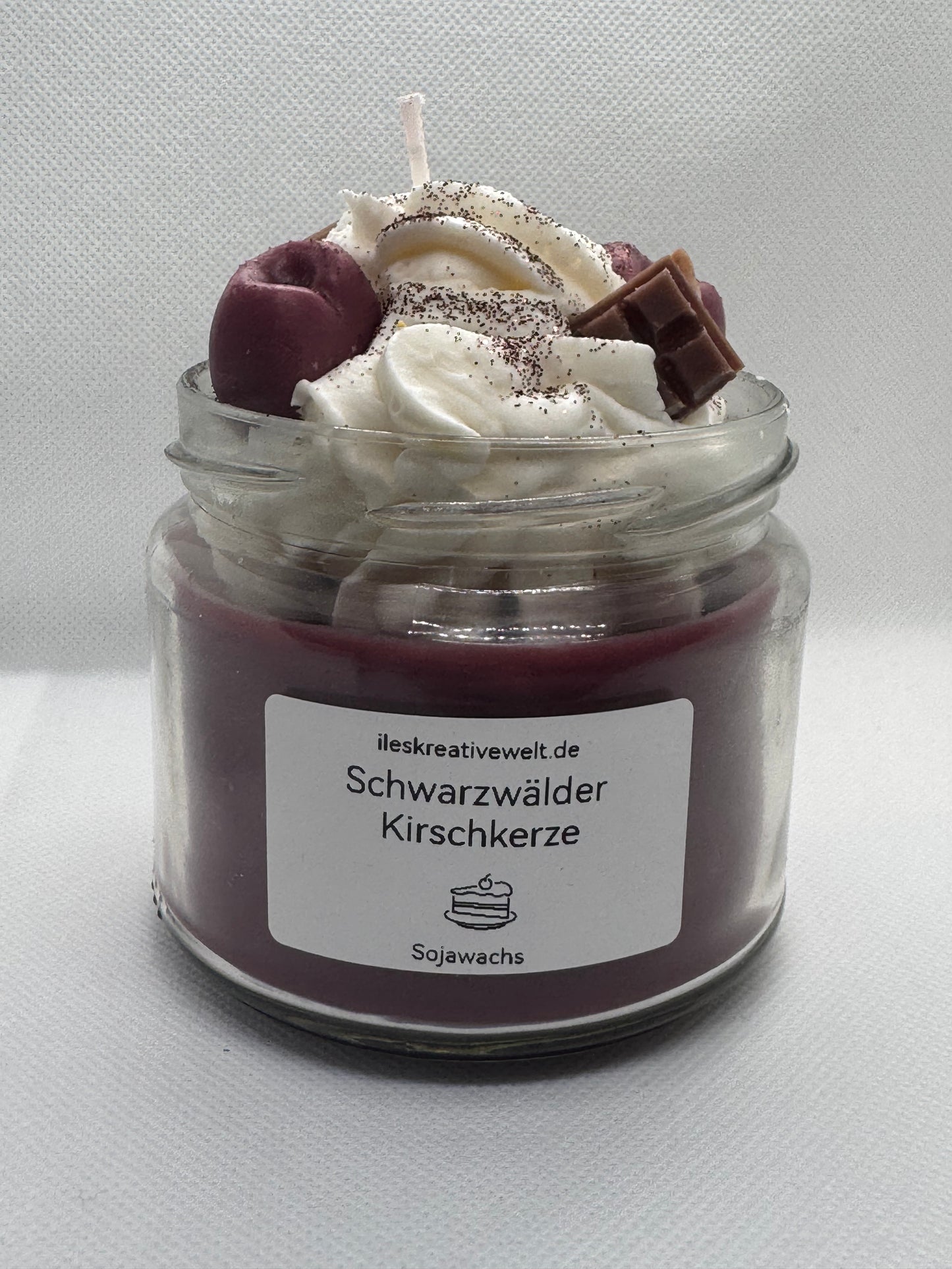 Schwarzwälder Kirschkerze